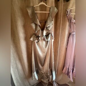 Never worn before show me your mumu size medium